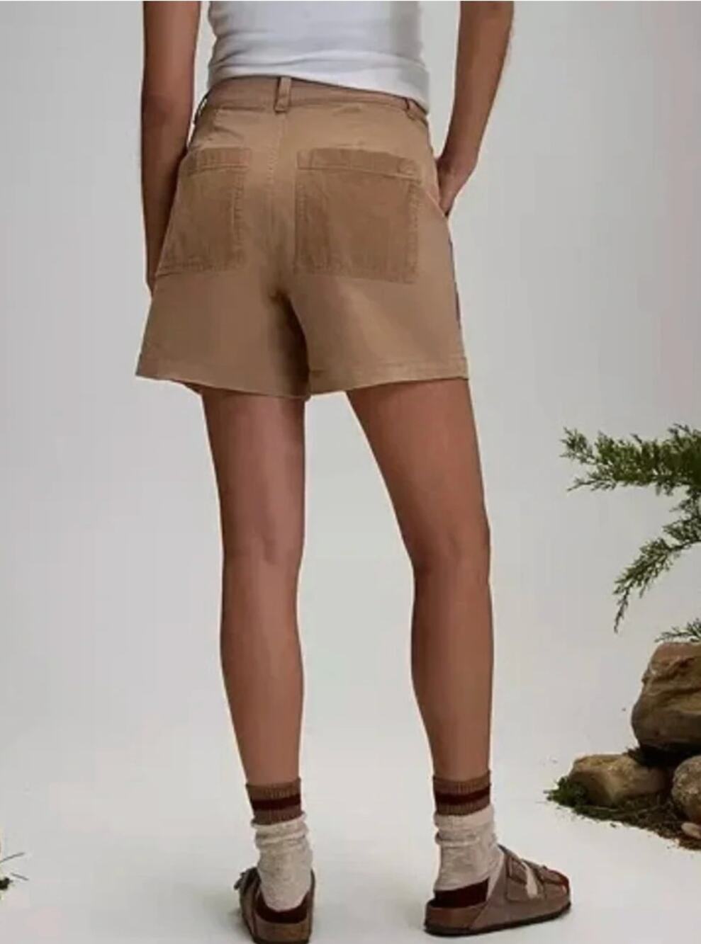 ALPINE DESIGN | WOMENS HIGH RISE CORDUROY POCKET SHORT | 6